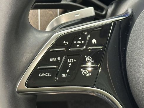 Used 2025 Mercedes-Benz E 350 Sedan image 28