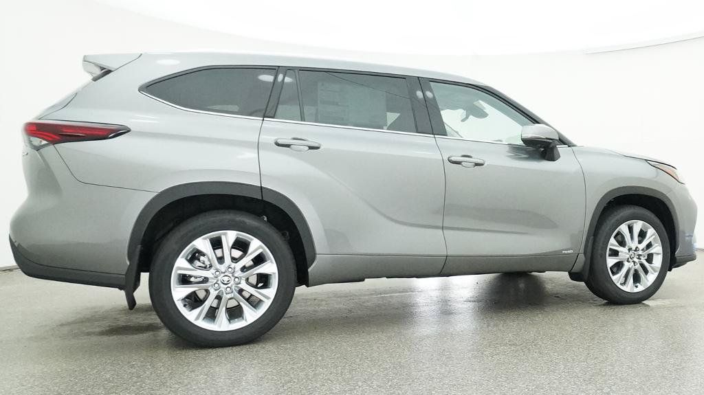 New 2026 Toyota Highlander Limited AWD/4WD image 15