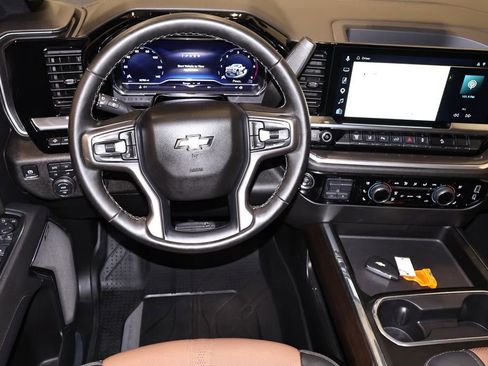 Used 2025 Chevrolet Silverado 2500 High Country w/ High Country Premium Package image 21