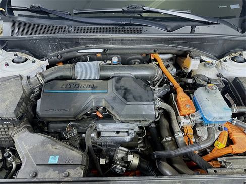 Used 2023 Hyundai Santa Fe Limited image 8