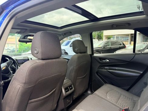 Used 2019 Chevrolet Equinox LT w/ Sun & Navigation Package AWD/4WD image 18