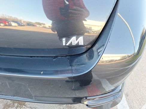 Used 2018 Toyota Corolla iM image 11