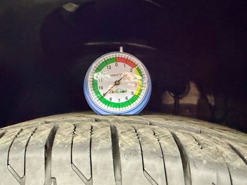 Used 2017 Toyota Camry LE image 24