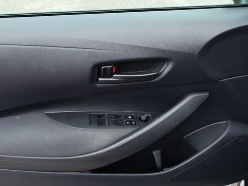 Used 2024 Toyota Corolla LE image 30