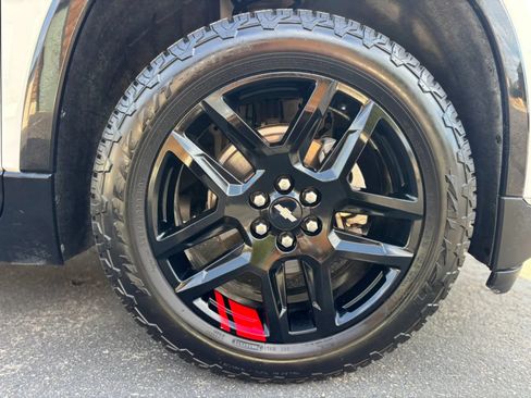 Used 2020 Chevrolet Traverse Premier w/ Redline Edition AWD/4WD image 26