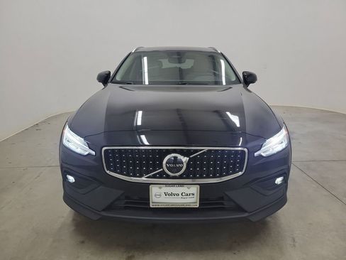 New 2026 Volvo V60 B5 Cross Country Plus w/ Protection Package Premier AWD/4WD image 2