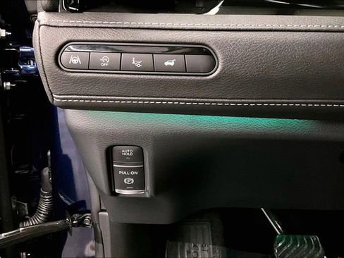 Used 2025 INFINITI QX80 Sensory image 39