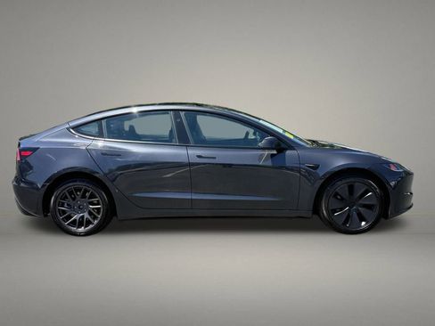 Used 2025 Tesla Model 3 Long Range image 6