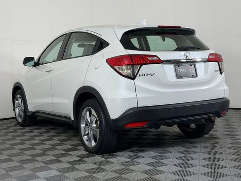 Used 2022 Honda HR-V LX image 3