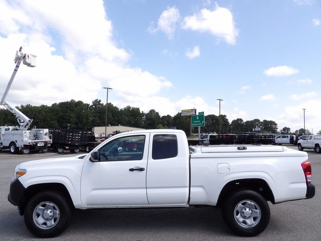 Used 2020 Toyota Tacoma SR RWD image 57