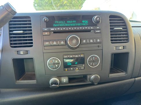 Used 2013 GMC Sierra 1500 SLE w/ Power Tech Package RWD image 7