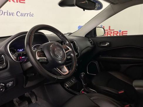 Used 2019 Jeep Compass Latitude image 13