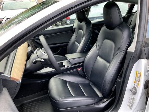 Used 2021 Tesla Model 3 Standard Range Plus RWD image 11