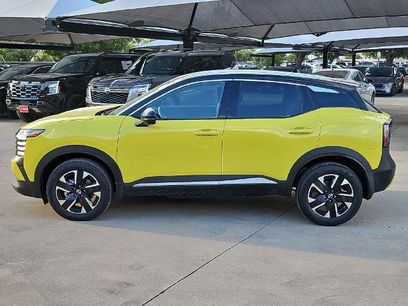 Certified 2025 Nissan Kicks SR