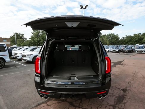 Used 2023 GMC Yukon XL Denali AWD/4WD image 55