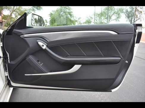 Used 2013 Cadillac CTS Coupe RWD image 26