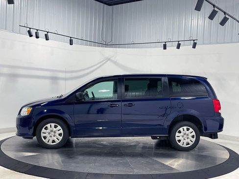 Used 2017 Dodge Grand Caravan SE w/ Power Window Group FWD image 13