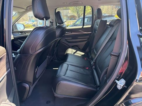 Used 2023 Jeep Grand Cherokee Limited w/ Trailer Tow Prep Group (B) image 21