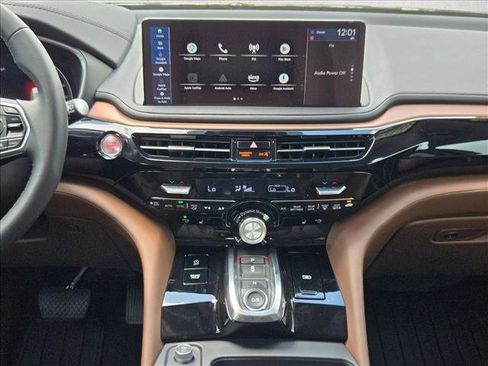 Certified 2026 Acura MDX FWD w/ Technology Package image 14