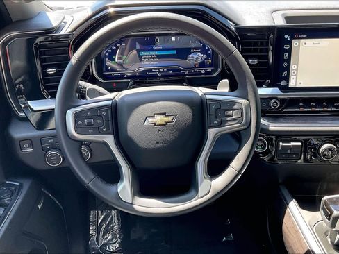 Used 2023 Chevrolet Silverado 1500 LTZ image 6
