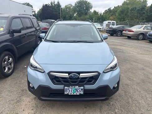 Used 2022 Subaru Crosstrek 2.5i Limited w/ Moonroof Package 1 AWD/4WD image 2