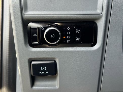 Used 2023 Ford F150 XLT image 22