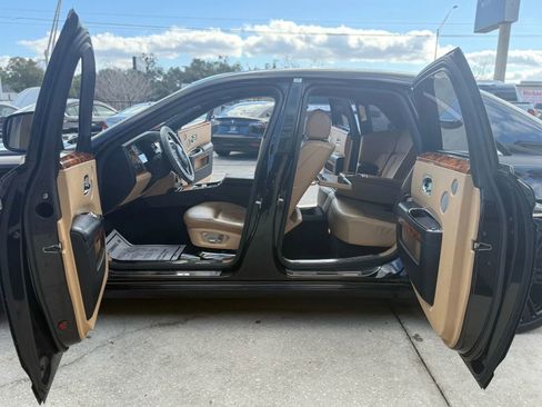 Used 2010 Rolls-Royce Ghost image 23