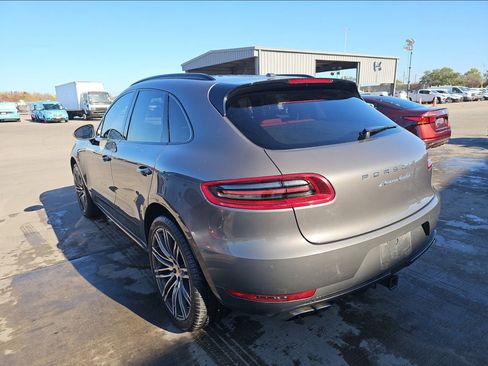 Used 2016 Porsche Macan Turbo image 6
