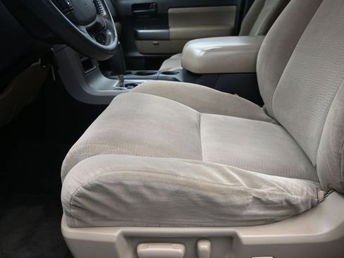 Used 2013 Toyota Sequoia SR5 RWD image 13