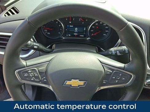 Used 2024 Chevrolet Equinox LT image 4