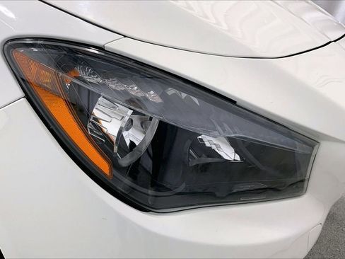 Used 2019 Mercedes-Benz CLA 250 4MATIC image 12