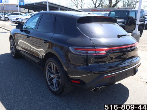 Used 2023 Porsche Macan S AWD/4WD image 8