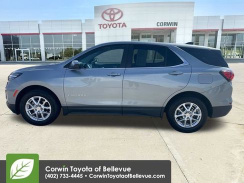 Used 2024 Chevrolet Equinox LT image 2