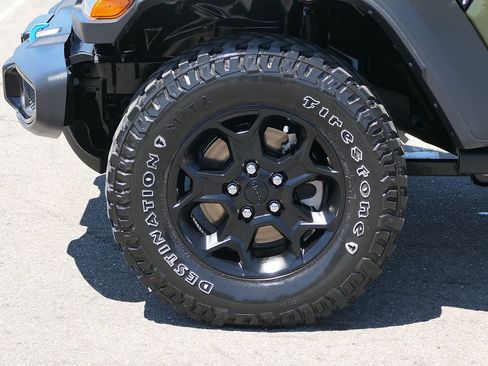 Used 2023 Jeep Wrangler Unlimited w/ 8.4" Radio Group AWD/4WD image 11
