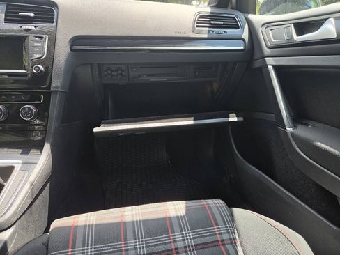 Used 2015 Volkswagen GTI S FWD image 23