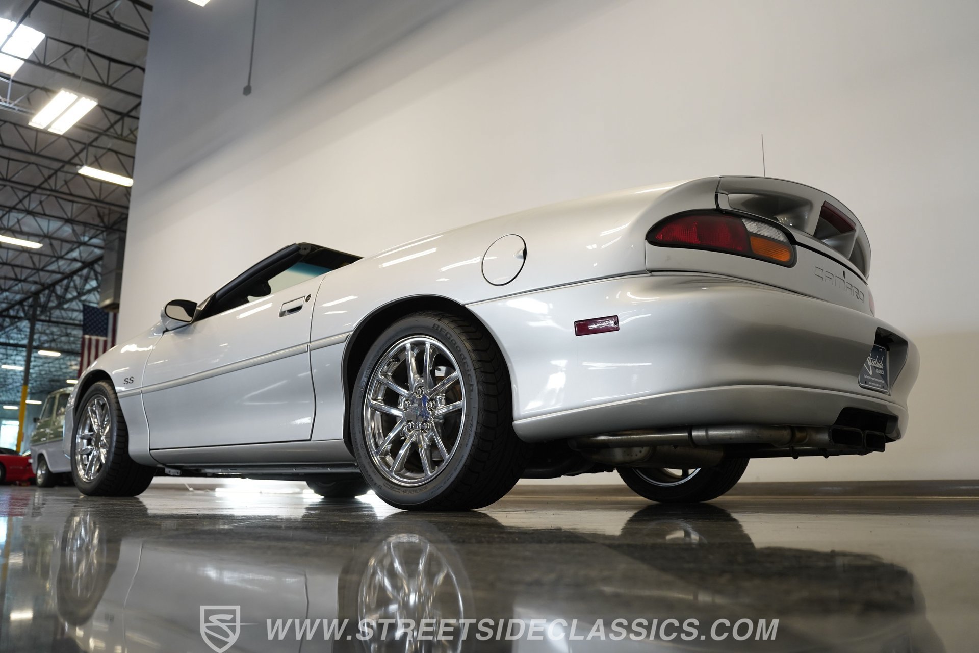 Used 2002 Chevrolet Camaro Z28 w/ SS Performance/Appearance Pkg RWD image 15