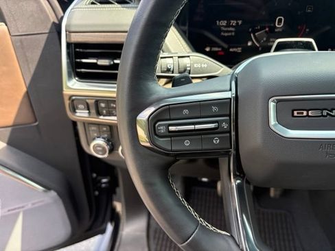 Used 2025 GMC Yukon Denali Ultimate w/ LPO, Floor Liner Package AWD/4WD image 40