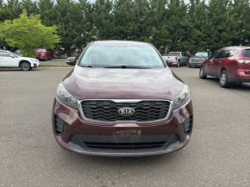 Used 2019 Kia Sorento LX AWD/4WD image 2