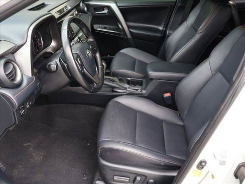 Used 2018 Toyota RAV4 SE w/ Power Extra Value Package AWD/4WD image 23