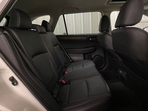 Used 2018 Subaru Outback 2.5i Limited image 24