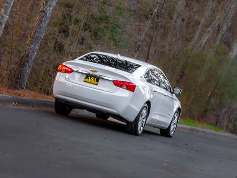 Used 2019 Chevrolet Impala LT image 52