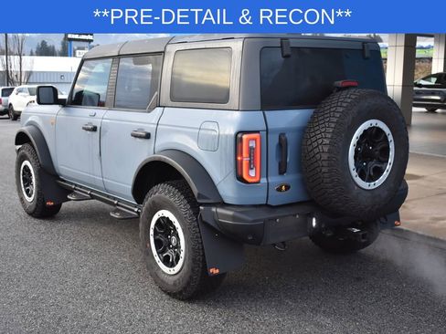 Used 2023 Ford Bronco Badlands image 3