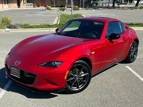 Used 2017 MAZDA MX-5 Miata RF Club image 18
