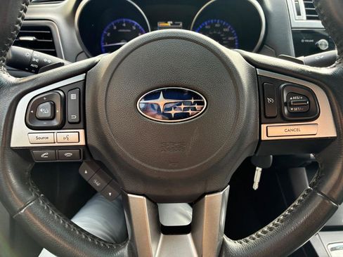 Used 2017 Subaru Legacy 2.5i Premium image 17