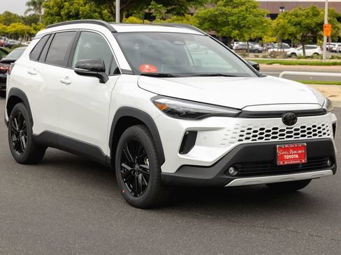New 2026 Toyota Corolla Cross AWD Hybrid w/ Convenience Package image 3