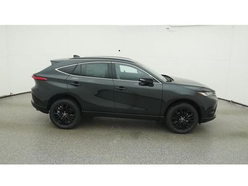 Used 2024 Toyota Venza Nightshade AWD/4WD image 14