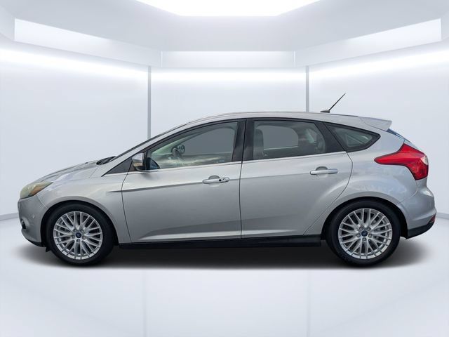 Used 2014 Ford Focus Titanium FWD image 6