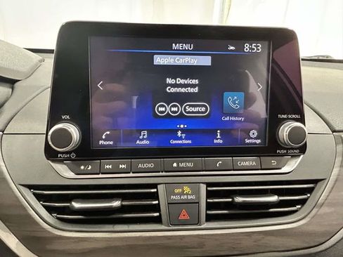 Used 2025 Nissan Altima 2.5 SV image 14