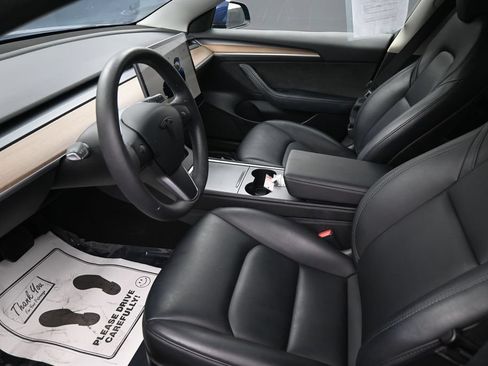 Used 2023 Tesla Model 3 Standard Range RWD image 23