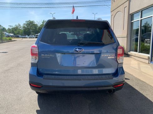 Used 2017 Subaru Forester 2.5i Limited AWD/4WD image 6